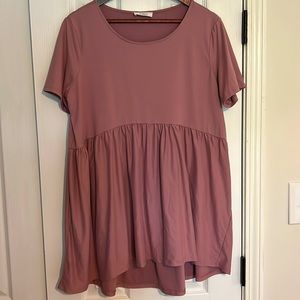 Oversized comfy top! Soft material, stretchy